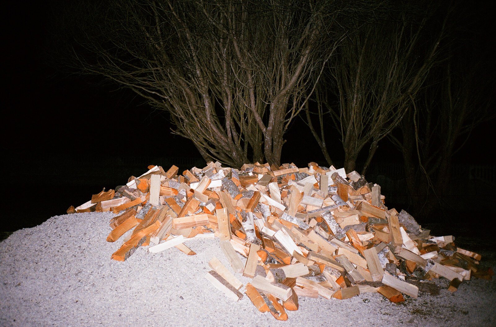 My_boyfriend_is_an_alien-Nazarova_Daria-yogurt_magazine-009