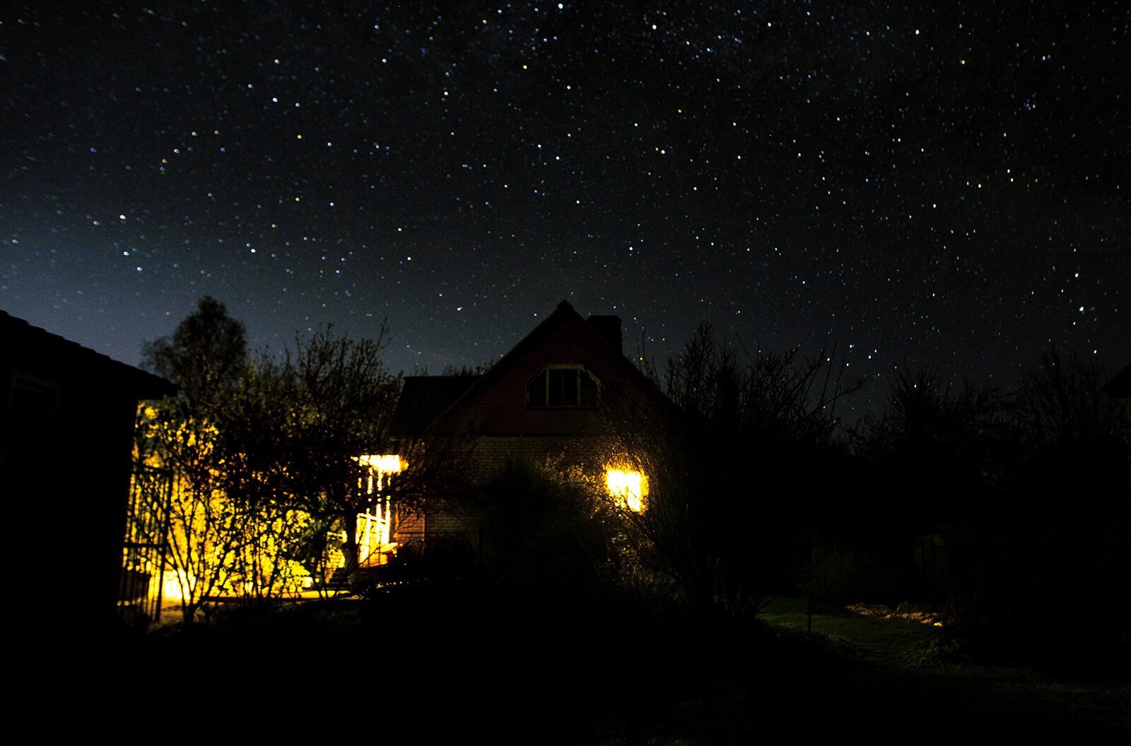 My_boyfriend_is_an_alien-Nazarova_Daria-yogurt_magazine-011