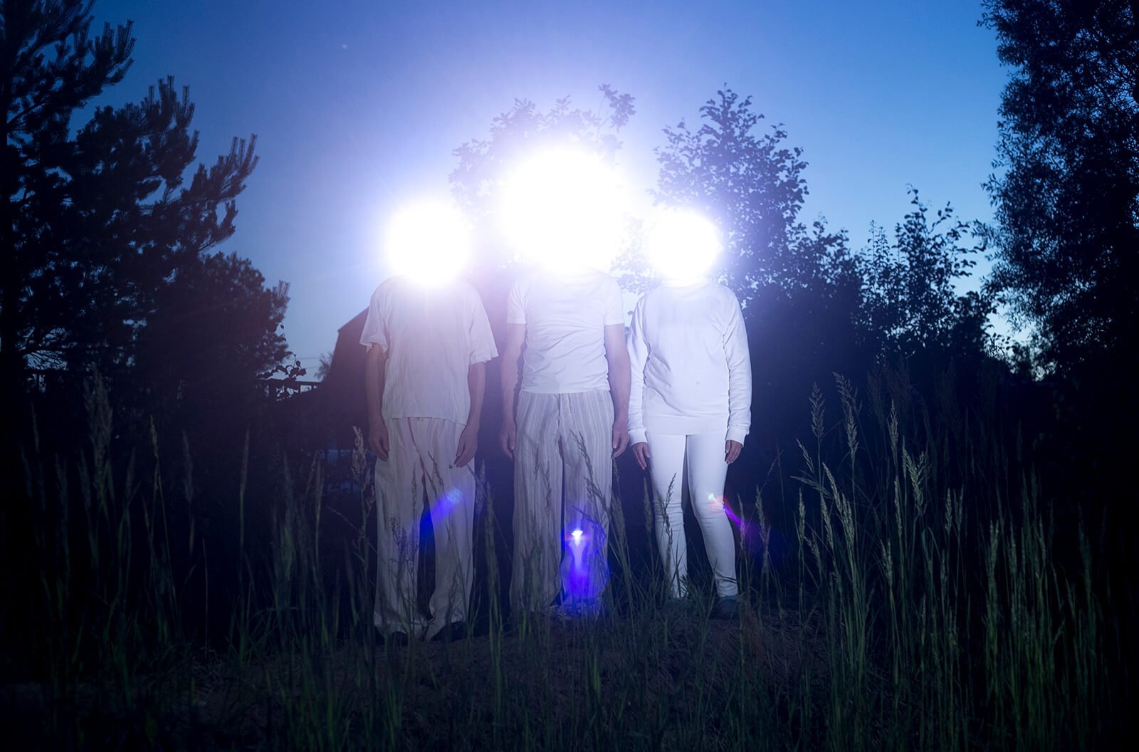 My_boyfriend_is_an_alien-Nazarova_Daria-yogurt_magazine-020