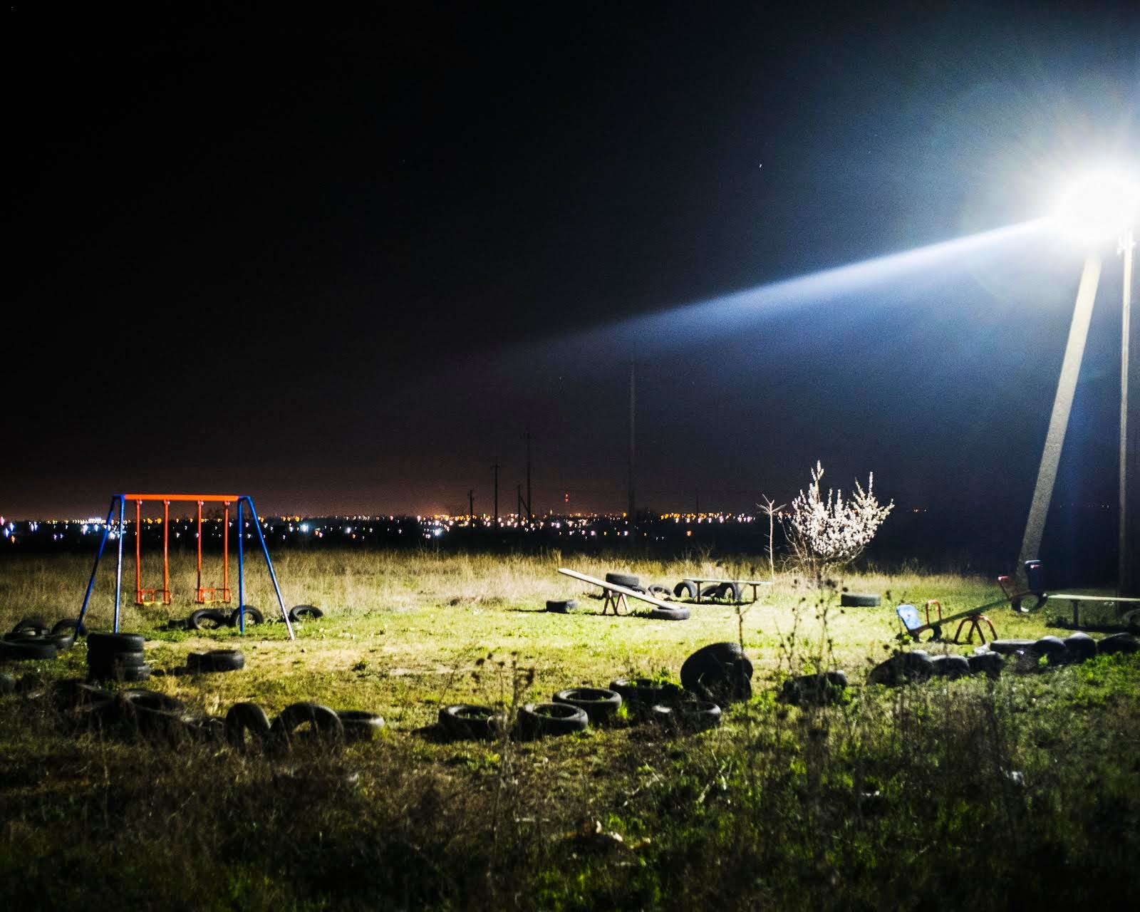 Fundamental space explorations of naked singulari_Sergey-Melnitchenko_Yogurt- Magazine10