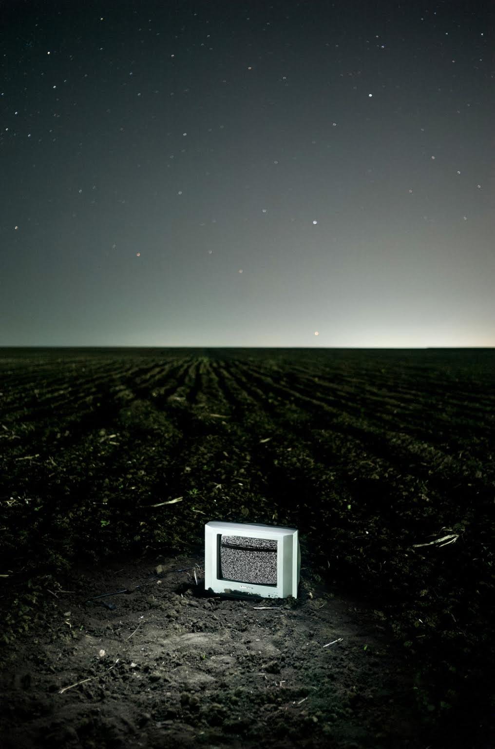 Fundamental space explorations of naked singulari_Sergey-Melnitchenko_Yogurt- Magazine23