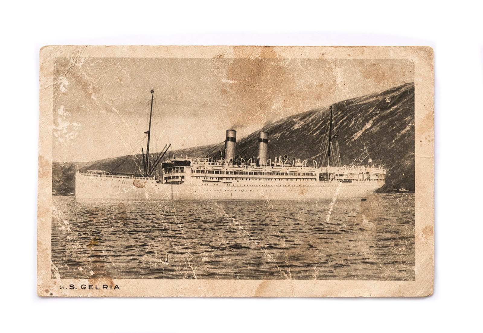 The ship "S.S Gelria" which was offering emigration voyages from Amsterdam to Buenos Aires from 1913. As there was no passenger port in Poland at this time, lot of emigrants were living among other places through Amsterdam. Original photograph is property of Carola Domańska, Azara, Misiones, Argentina.