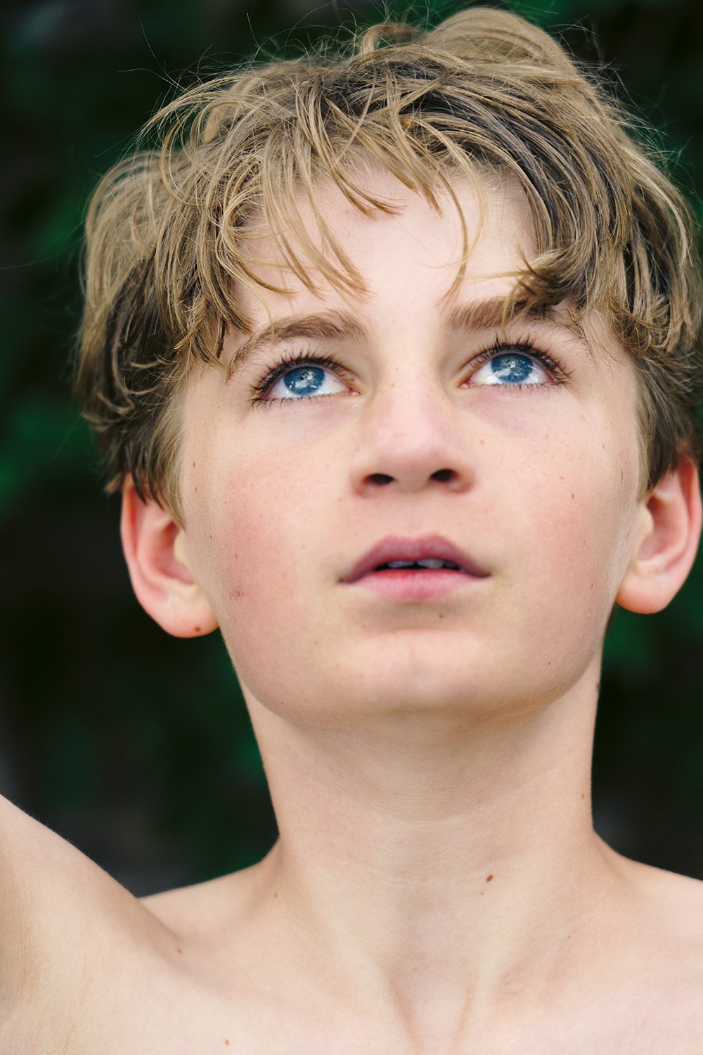 Looking-at-My-Brother_Julian-Slagman_Yogurt-magazine_23