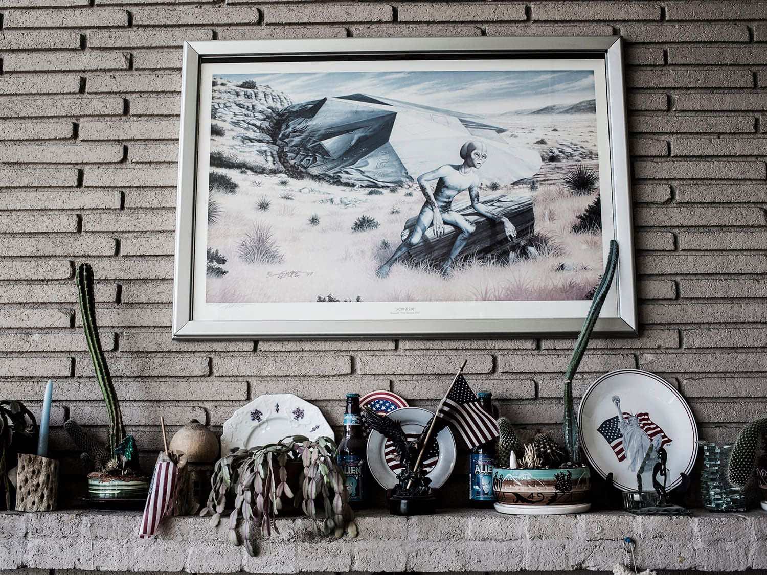 UFO-Presences_Javier-Arcenillas_Yogurt-Magazine10